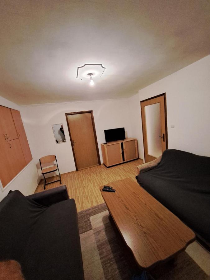 Apartment Ris *